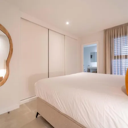 The West Breeze 2bedroom Poolview Terrace, Higueron West, *